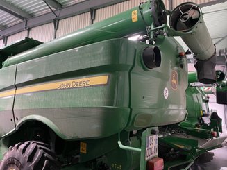 Moissonneuse batteuse John Deere S 770  - 5