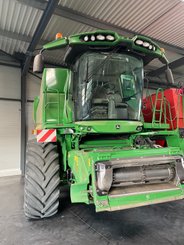 Moissonneuse batteuse John Deere S 680 - 2