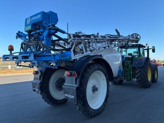 Pulvérisateur traîné Evrard Météor 4200 - 6