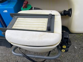 Pulvérisateur traîné Evrard Meteor 6800  - 7