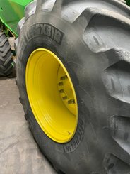 Moissonneuse batteuse John Deere S 680 - 3