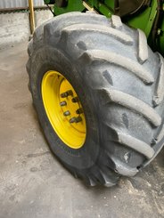 Moissonneuse batteuse John Deere S 680 - 4