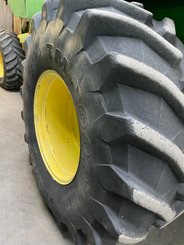 Moissonneuse batteuse John Deere CTS - 5