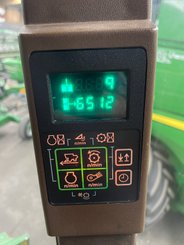 Moissonneuse batteuse John Deere CTS - 7