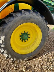 Pulvérisateur traîné John Deere M 740 - 4