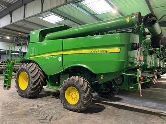 Moissonneuse batteuse John Deere S 680 - 2