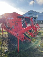 Semoir en ligne conventionnel Kuhn Integra 3003 - 1