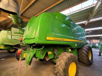 Moissonneuse batteuse John Deere S 690 - 2