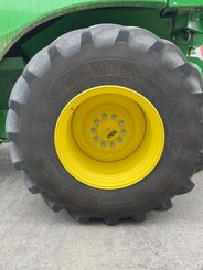 Moissonneuse batteuse John Deere S 780   - 7