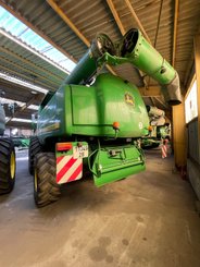 Moissonneuse batteuse John Deere S 690 - 3