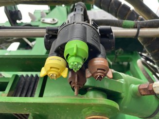 Pulvérisateur automoteur John Deere 4150 - 10