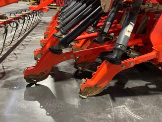 Combiné de semis Kuhn HRB 303D + Integra G2 - 8