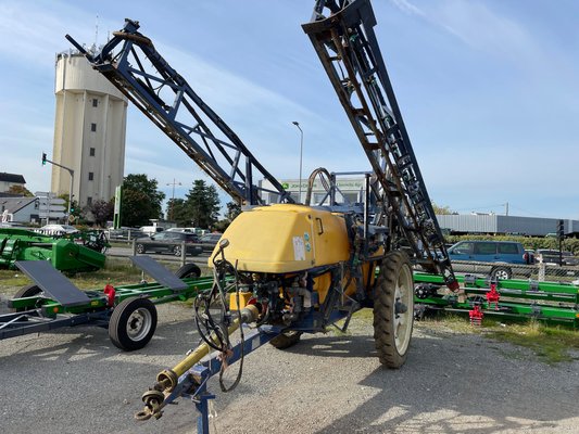 Pulvérisateur traîné Caruelle Prima 25 - 1