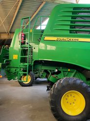 Moissonneuse batteuse John Deere T550 - 3