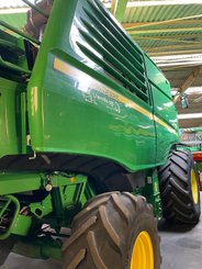 Moissonneuse batteuse John Deere T 670 - 3