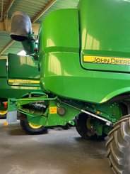 Moissonneuse batteuse John Deere S 770  - 2