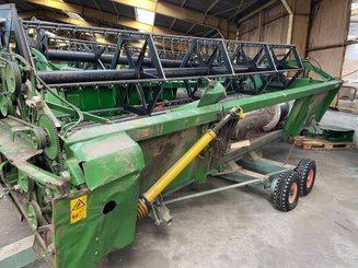 Moissonneuse batteuse John Deere 2064 - 11