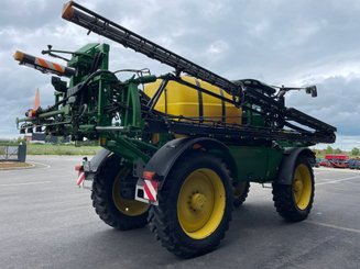 Pulvérisateur automoteur John Deere 4150 - 5