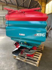 Distributeur d'engrais Sulky X 36 - 3