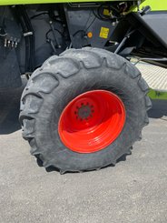 Moissonneuse batteuse Claas Lexion - 7