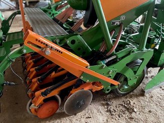 Combiné de semis Amazone KG 3000 + ADP Super - 4