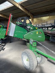 Moissonneuse batteuse John Deere S 690 - 8