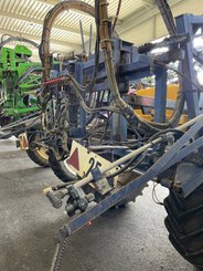 Pulvérisateur traîné Caruelle Optima 320 - 7