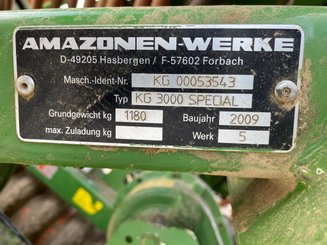 Combiné de semis Amazone KG 3000 + ADP Super - 8