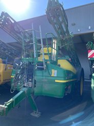Pulvérisateur traîné John Deere R 944 - 4