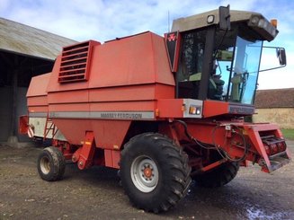 Moissonneuse batteuse Massey Ferguson MF 32 - 2