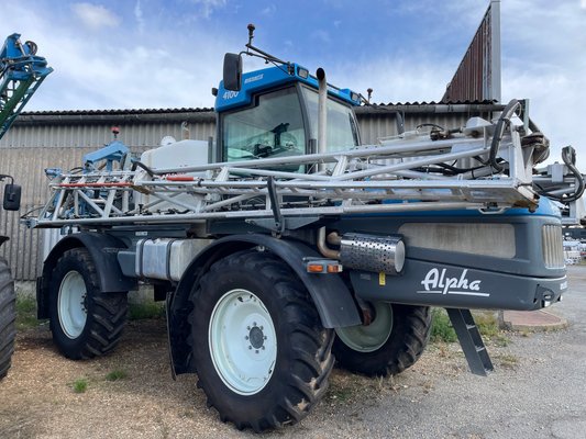 Pulvérisateur automoteur Evrard Alpha 4100 36 m - 1