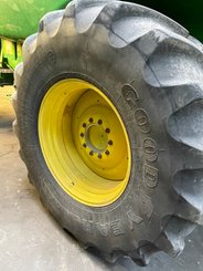 Moissonneuse batteuse John Deere S 690 - 4