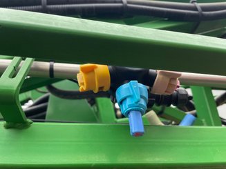 Pulvérisateur traîné John Deere R 944 - 11