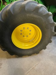 Moissonneuse batteuse John Deere T 670 - 7