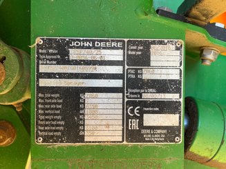 Pulvérisateur traîné John Deere M 740 - 9