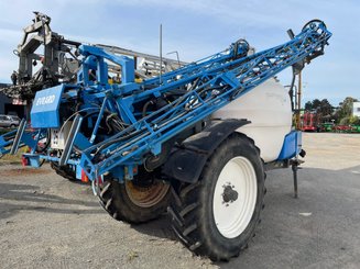 Pulvérisateur traîné Evrard Méteor + 4100 - 1