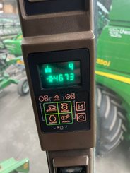 Moissonneuse batteuse John Deere CTS - 8