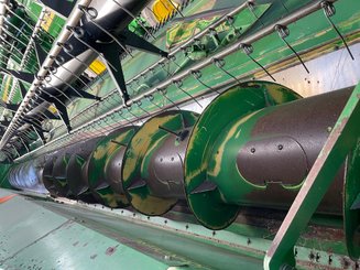 Moissonneuse batteuse John Deere S 690 - 13