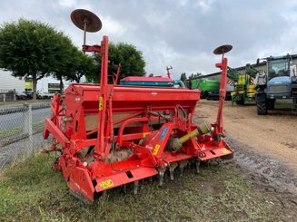 Combiné de semis Kuhn HRB 303D + Integra G2 - 1