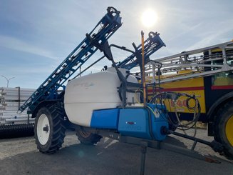 Pulvérisateur traîné Evrard Méteor + 4100 - 2