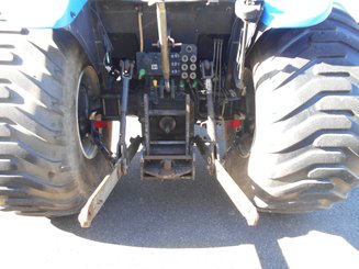Tracteur agricole New Holland TD 90D - 3