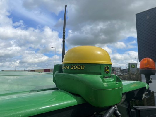 GPS John Deere Antenne SF 3000 RTK radio - 1