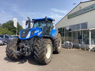 Tracteur agricole New Holland T7 - 1