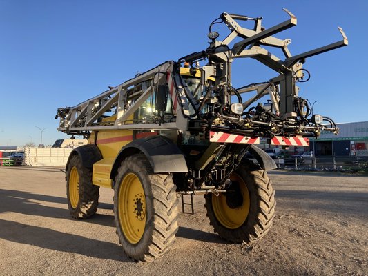 Pulvérisateur automoteur Artec F 40 - 1