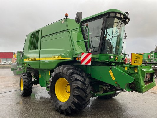 Moissonneuse batteuse John Deere WTS 9560 - 1
