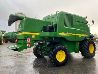 Moissonneuse batteuse John Deere WTS 9560 - 2