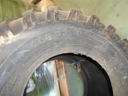 Pneu agricole Nokian 400.60x15.5 - 1