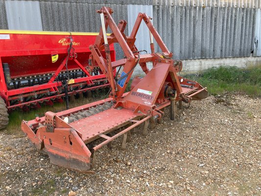 Herse rotative Kuhn HRB 302D - 1